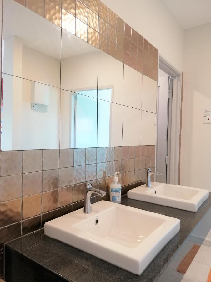 Klebang Seacove Spacious 5Br Villa By Nestcove Malacca Ngoại thất bức ảnh